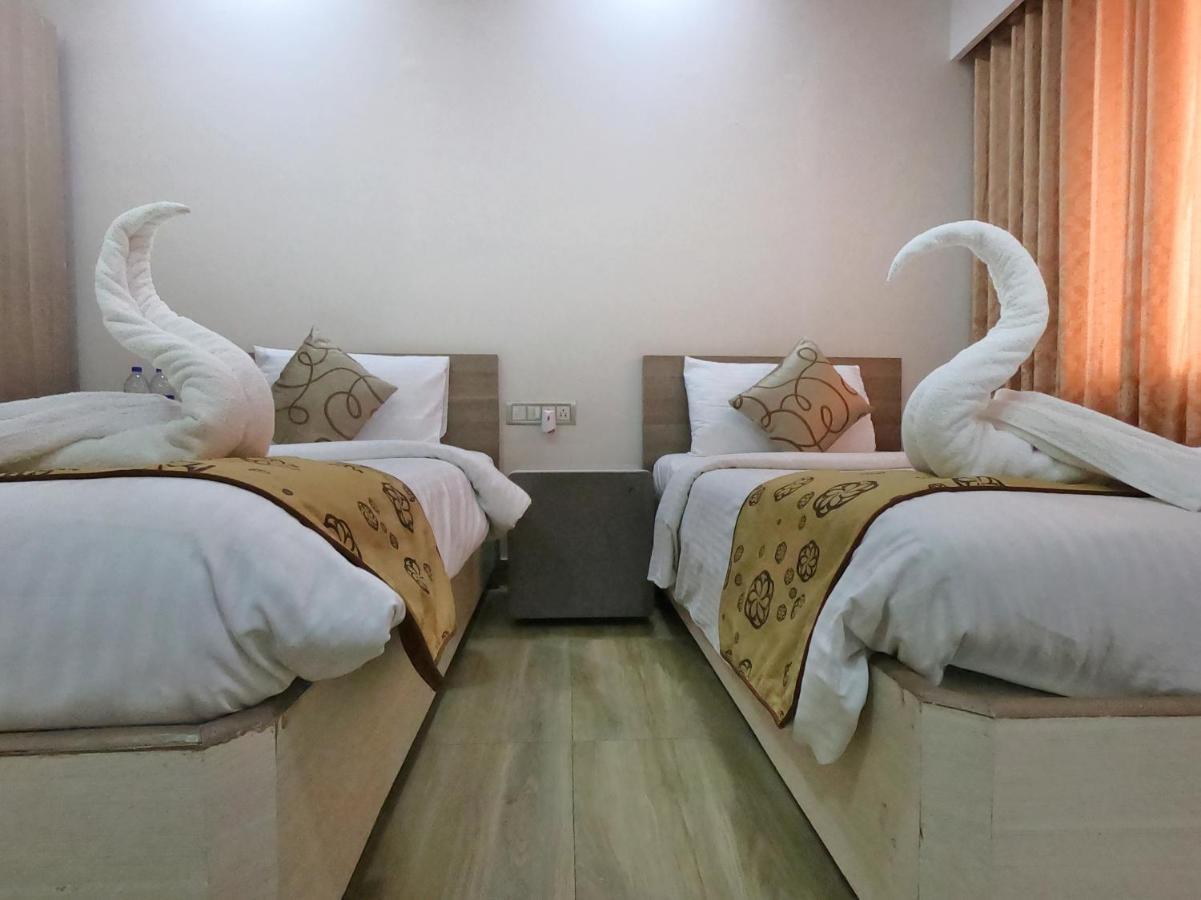Maxxvalue - Service Apartment Marol Мумбаї Екстер'єр фото