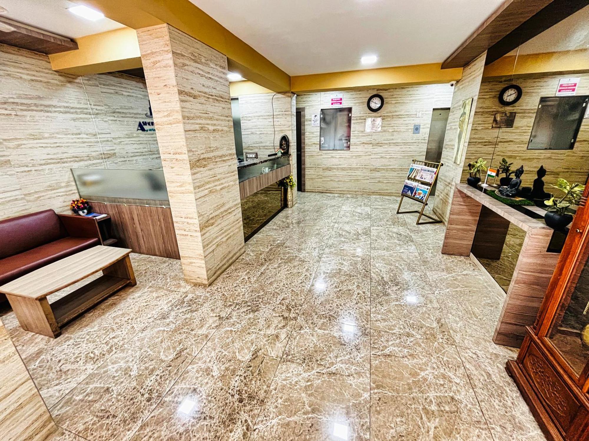 Maxxvalue - Service Apartment Marol Мумбаї Екстер'єр фото